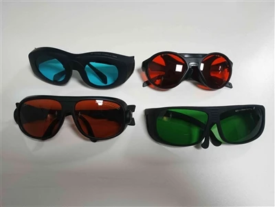 Laser Protective Glasses Lens Parameter Indicators Thiab Lawv Cov Kev Txiav T...